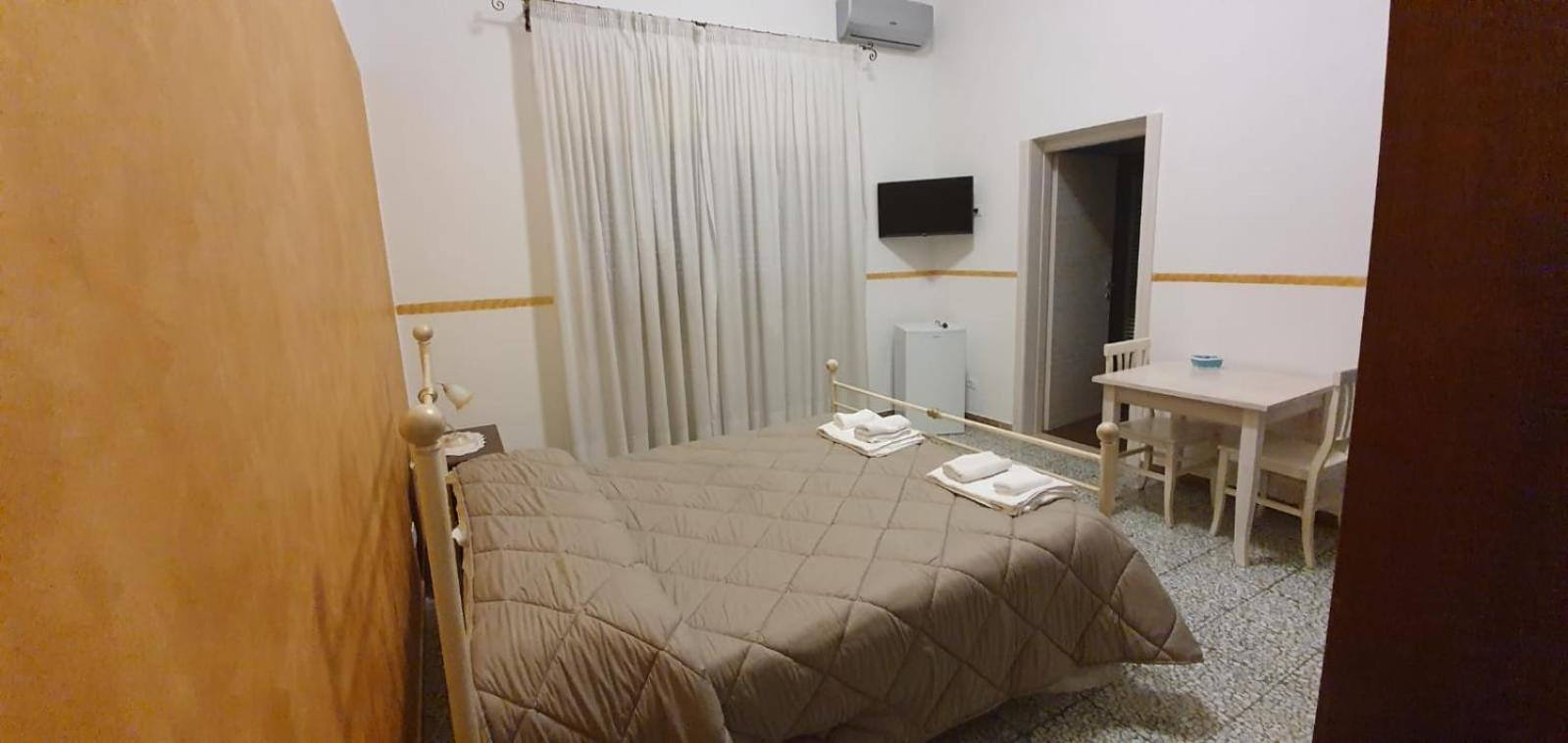 B&B Da Mino Grottaglie Ruang foto