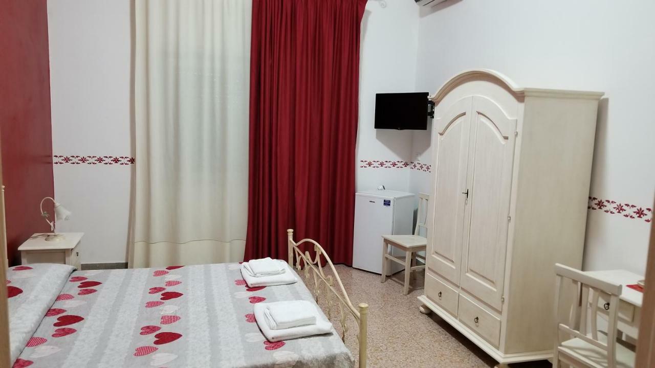 B&B Da Mino Grottaglie Bagian luar foto